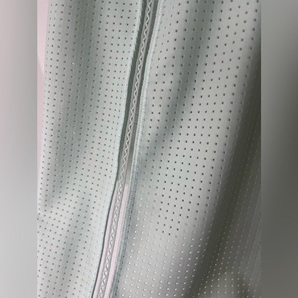 lululemon athletica - Var-City Tank - Sea Mist - 6 - Picture 8 of 9